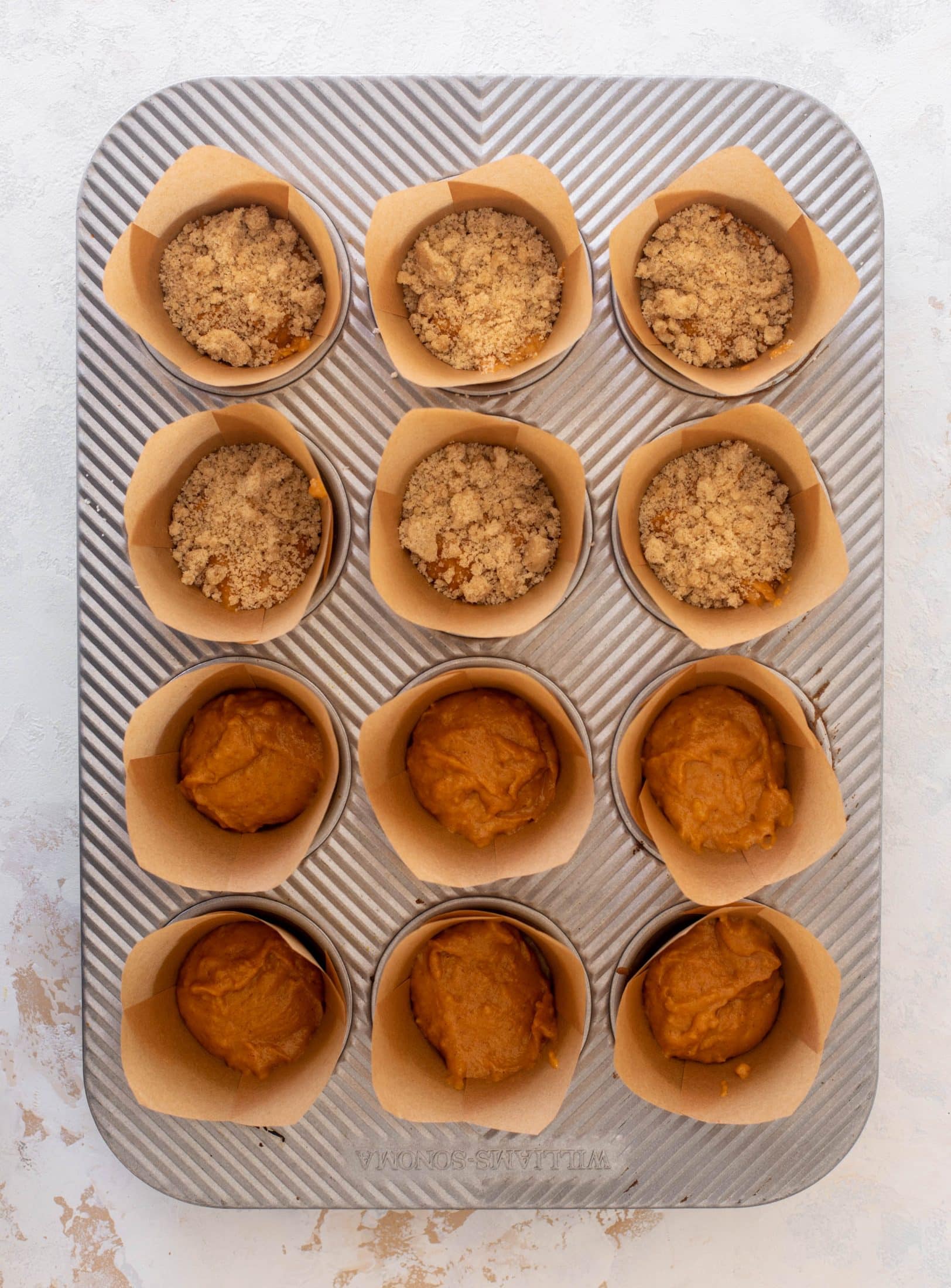 pumpkin coffee cake muffins