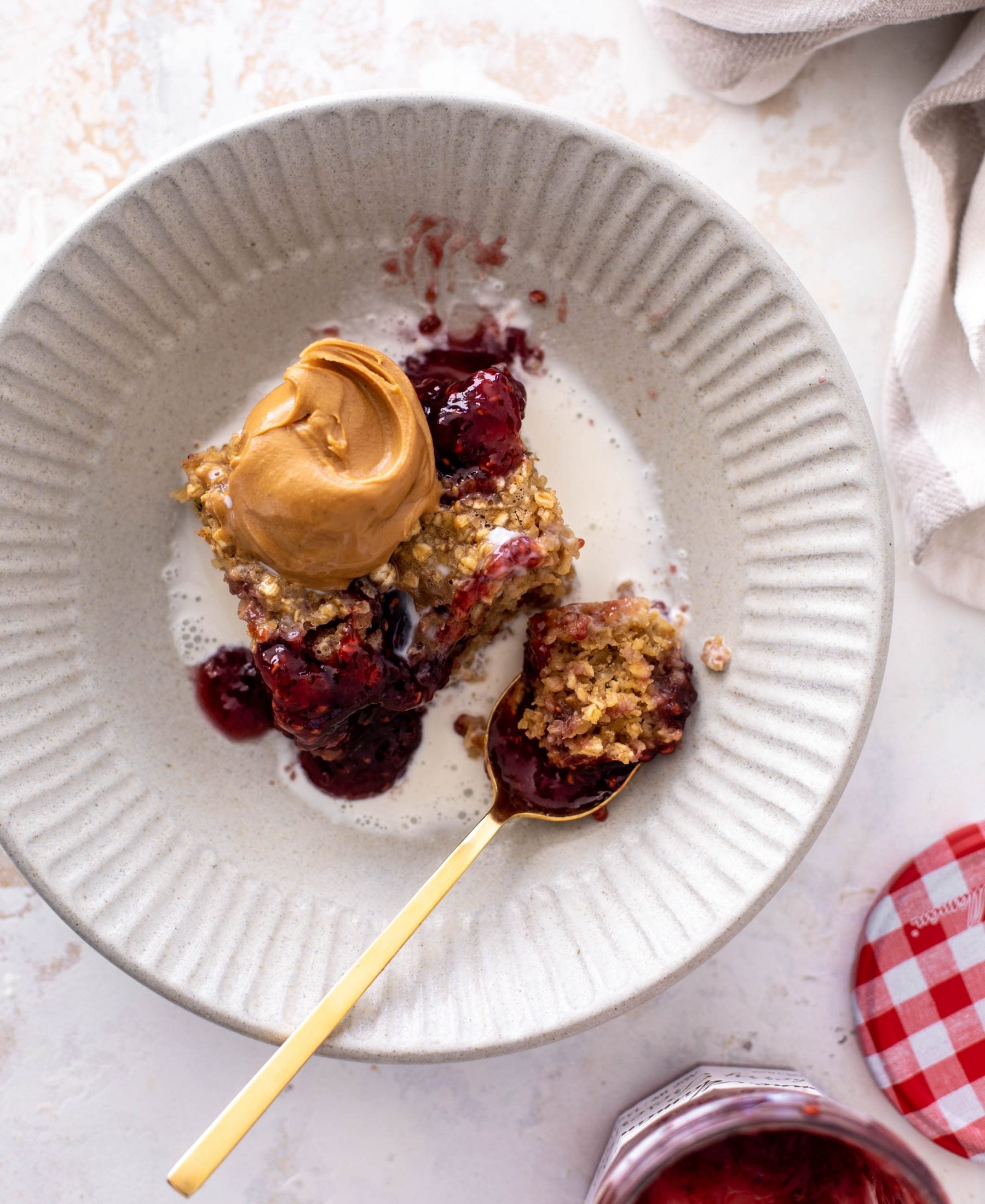 peanut butter and jelly baked oatmeal
