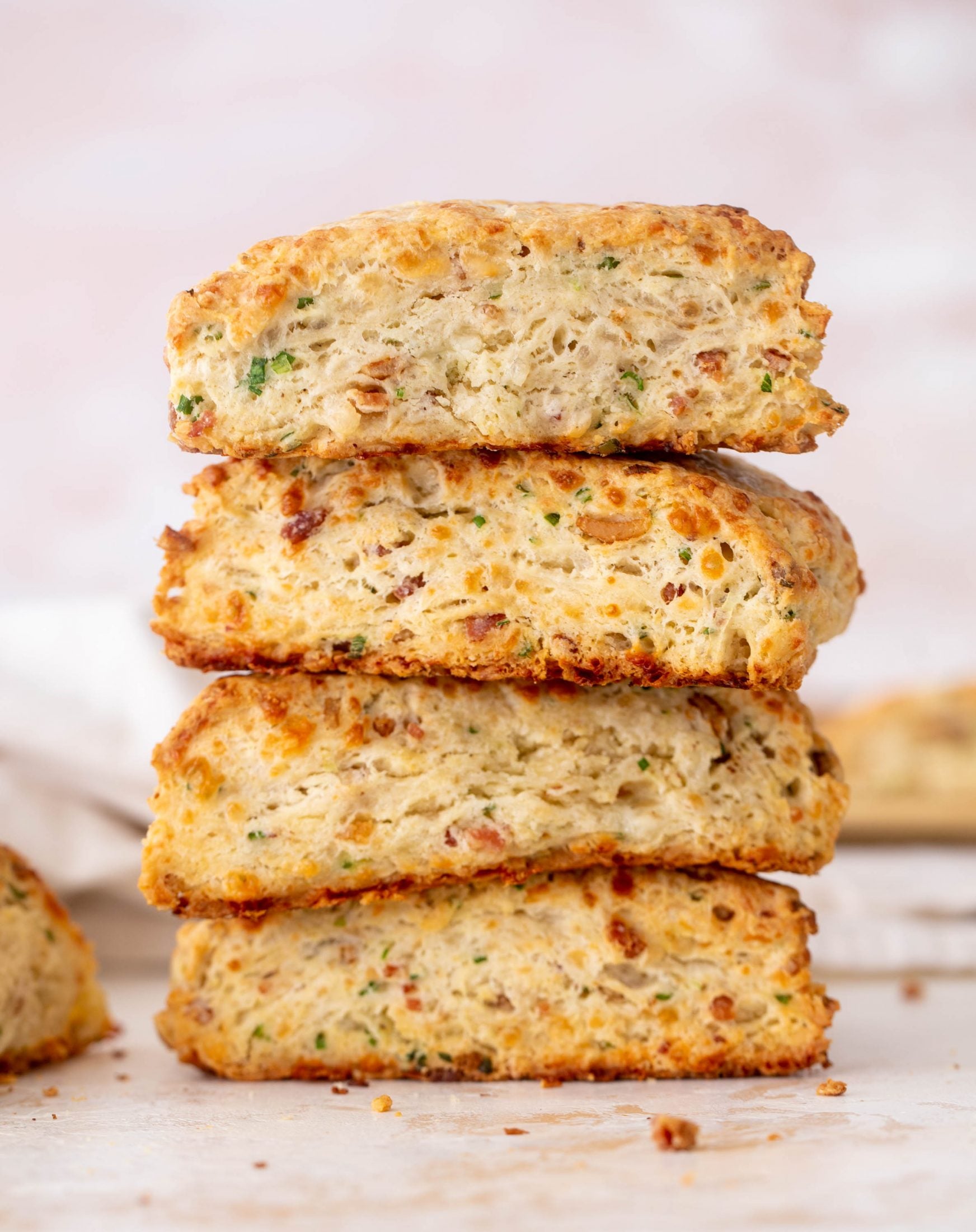 cheddar scallion bacon scones