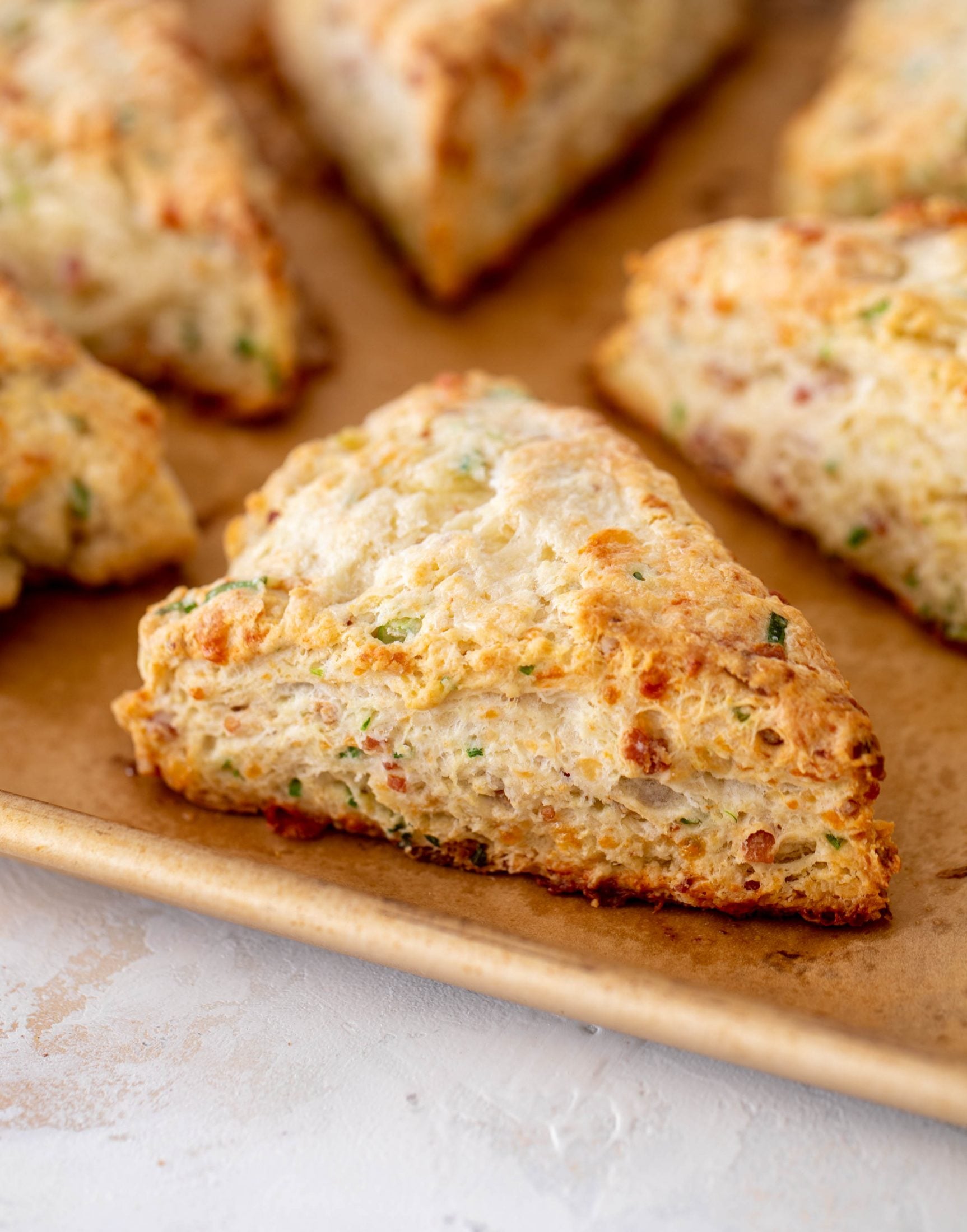 cheddar scallion bacon scones